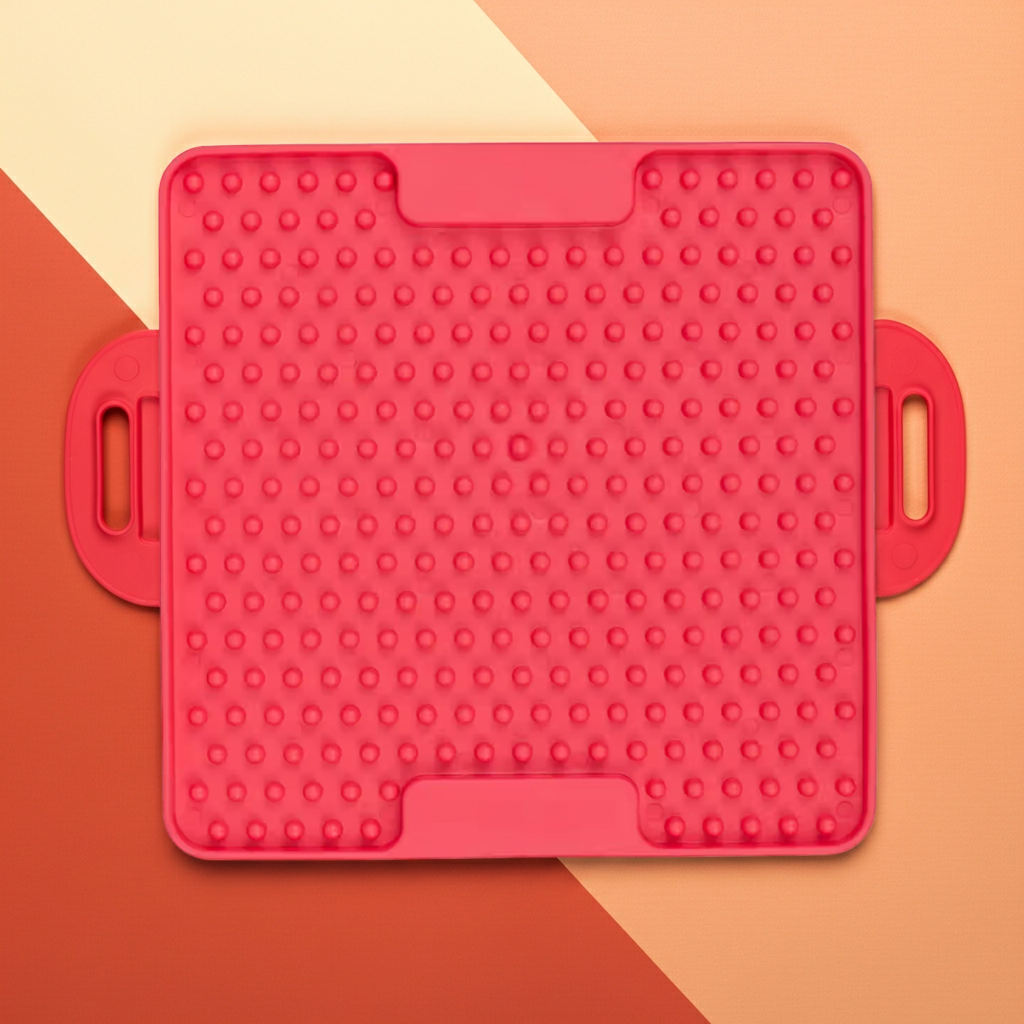 LickiMat Mini Soother Dog Feeder - Pink